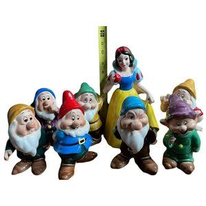 SNOW WHITE & THE SEVEN DWARFS LARGE CERAMIC SET SOLD AT DISNEY PARKS 1970’s!